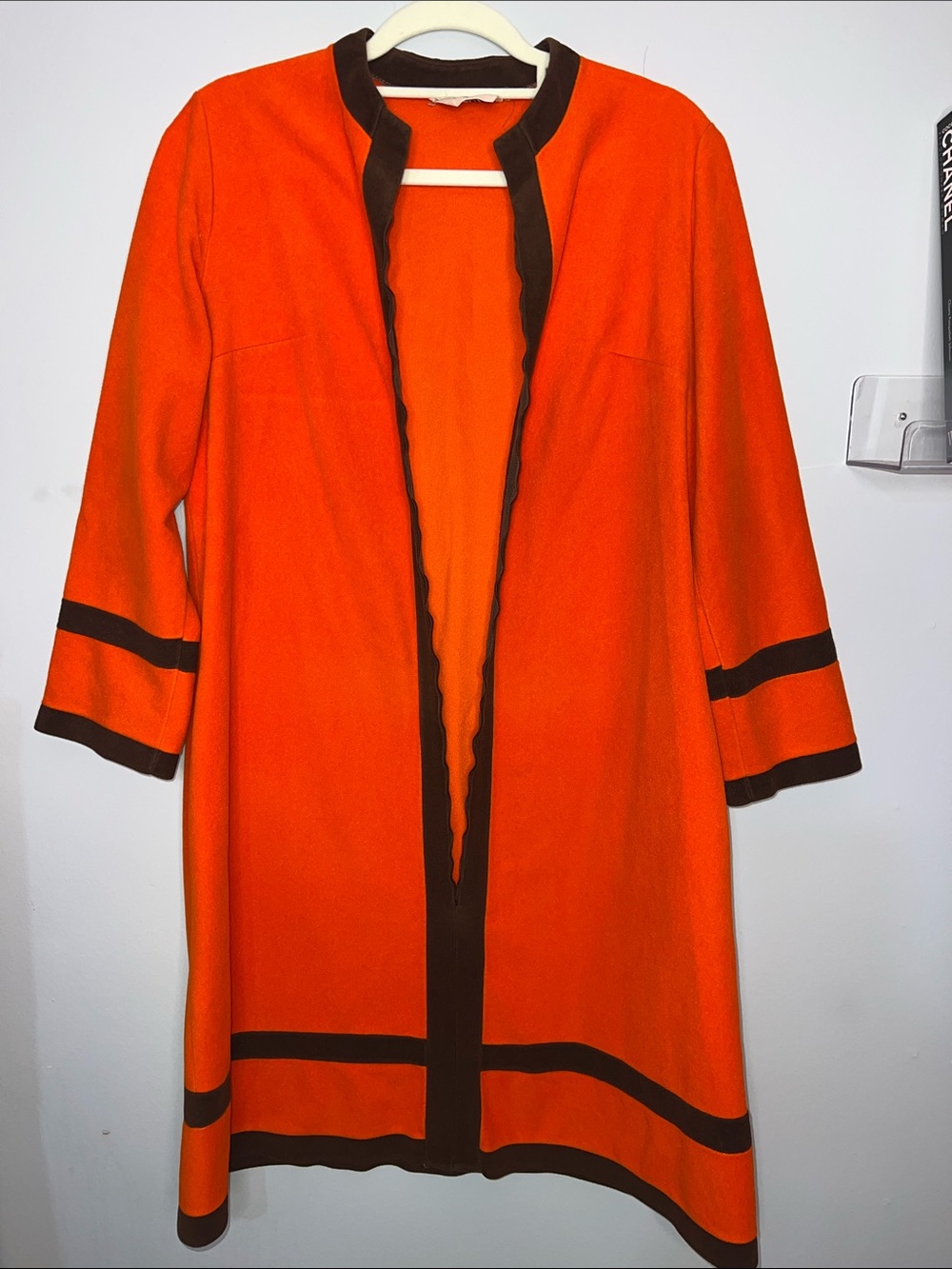 Vtg 1970’s Vanity Fair House Coat With Pockets With Flaw No Zipper